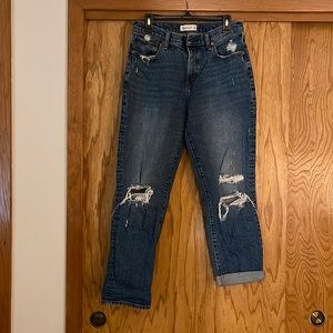 Anf deconstructed, boyfriend, midrise, size 30 Jean. EUC.